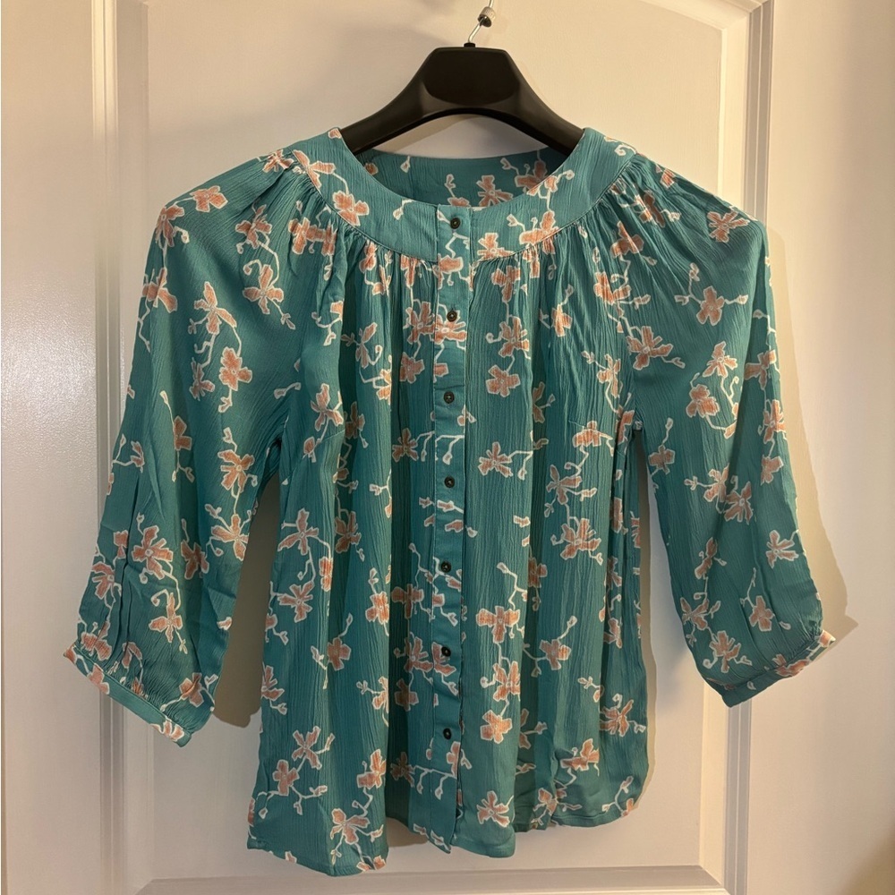 Canyon Retreat Floral Teal Women's Top sz Med NWT